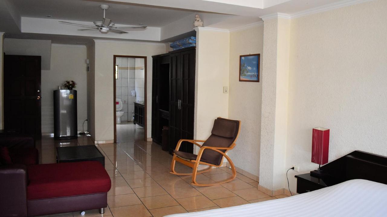 Klein Heidelberg Guesthouse Pattaya Exterior foto