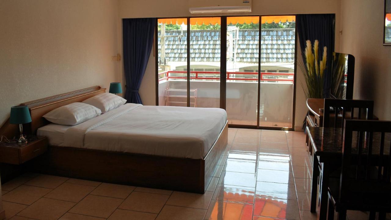 Klein Heidelberg Guesthouse Pattaya Exterior foto