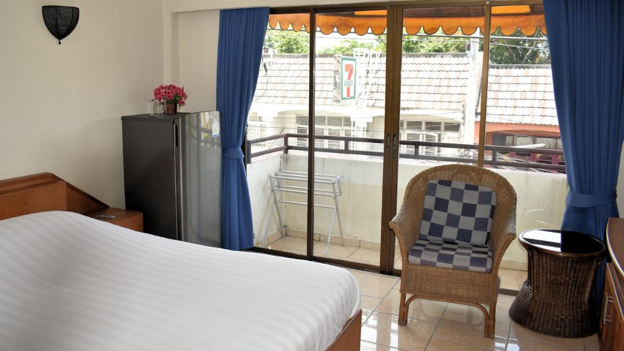 Klein Heidelberg Guesthouse Pattaya Exterior foto